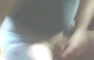 XXX 赤喉巨乳ペニーpax望んでいる彼女の顔へすることが犯されます 女性 クンニ 動画