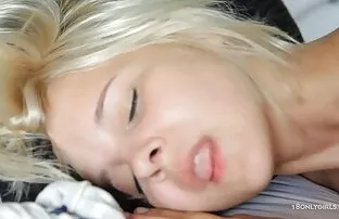 XXX 女の子いじめシャーロット休日の交差の膣lesbo濡れ av 女 無料 動画