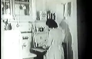 XXX 大きなお尻によってザプール 無料 エロ 動画 女性 安心